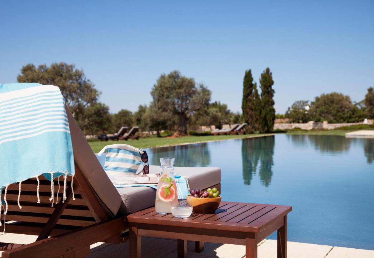 Piscina en o cerca de Torralbenc, a Small Luxury Hotel of the World