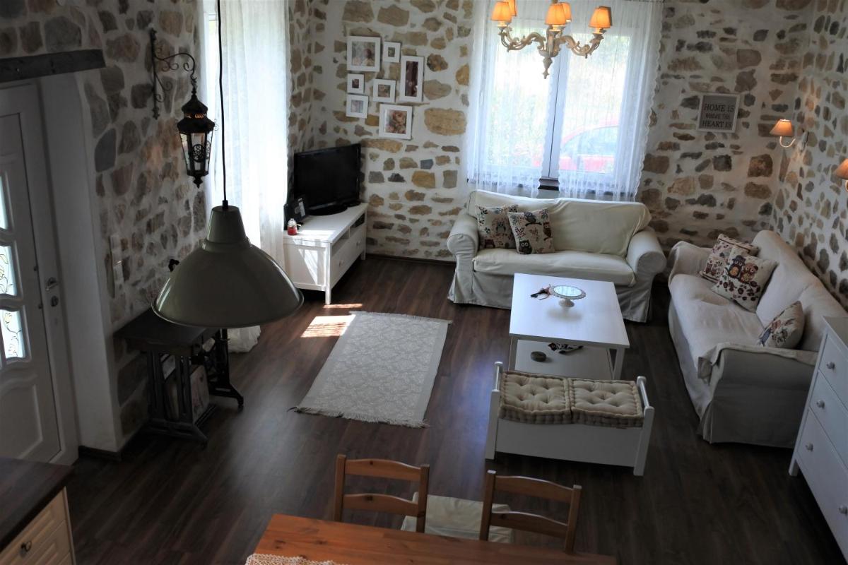 The Stone House - Housity