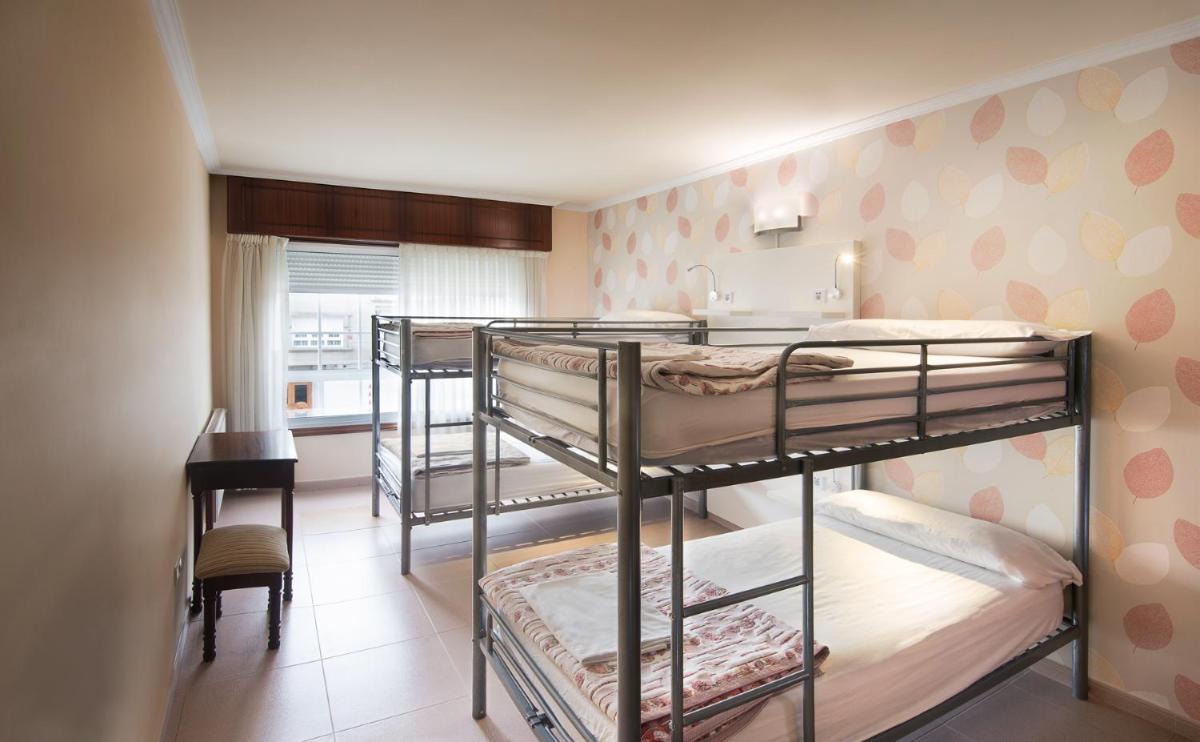 Albergue O Cruceiro - Housity