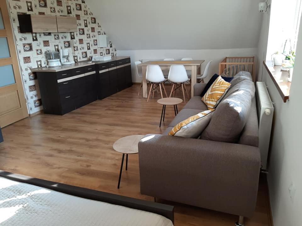 Relaxo Home - Housity