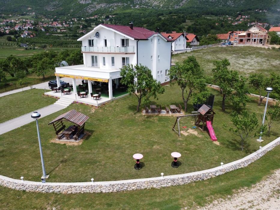 Mediteran B&B - Housity