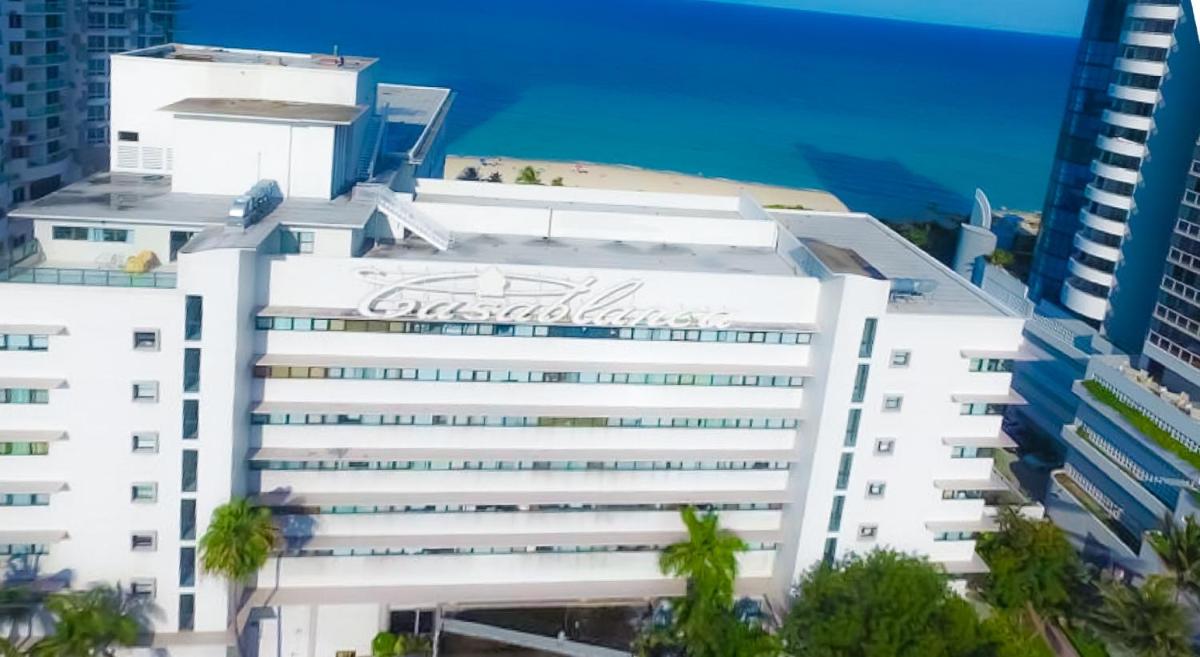 Ocean Front Casablanca Studios with FULL KITCHENS & Beach access By BL Rentals - Housity