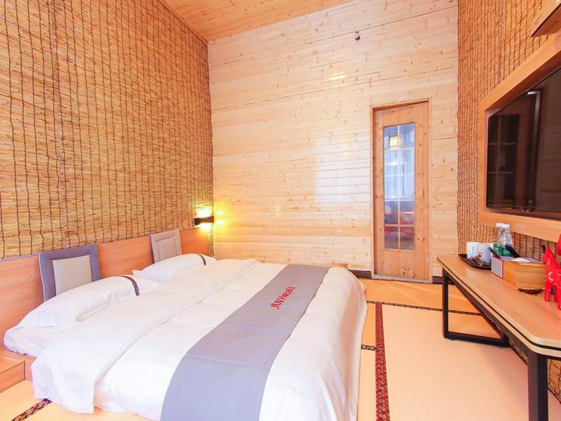 JUN Hotels Gangxi Nanning Wuming Xiangshan Avenue - Housity