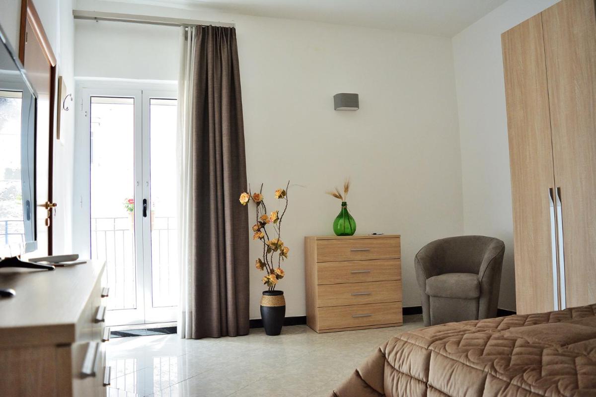 La Gravina - Housity