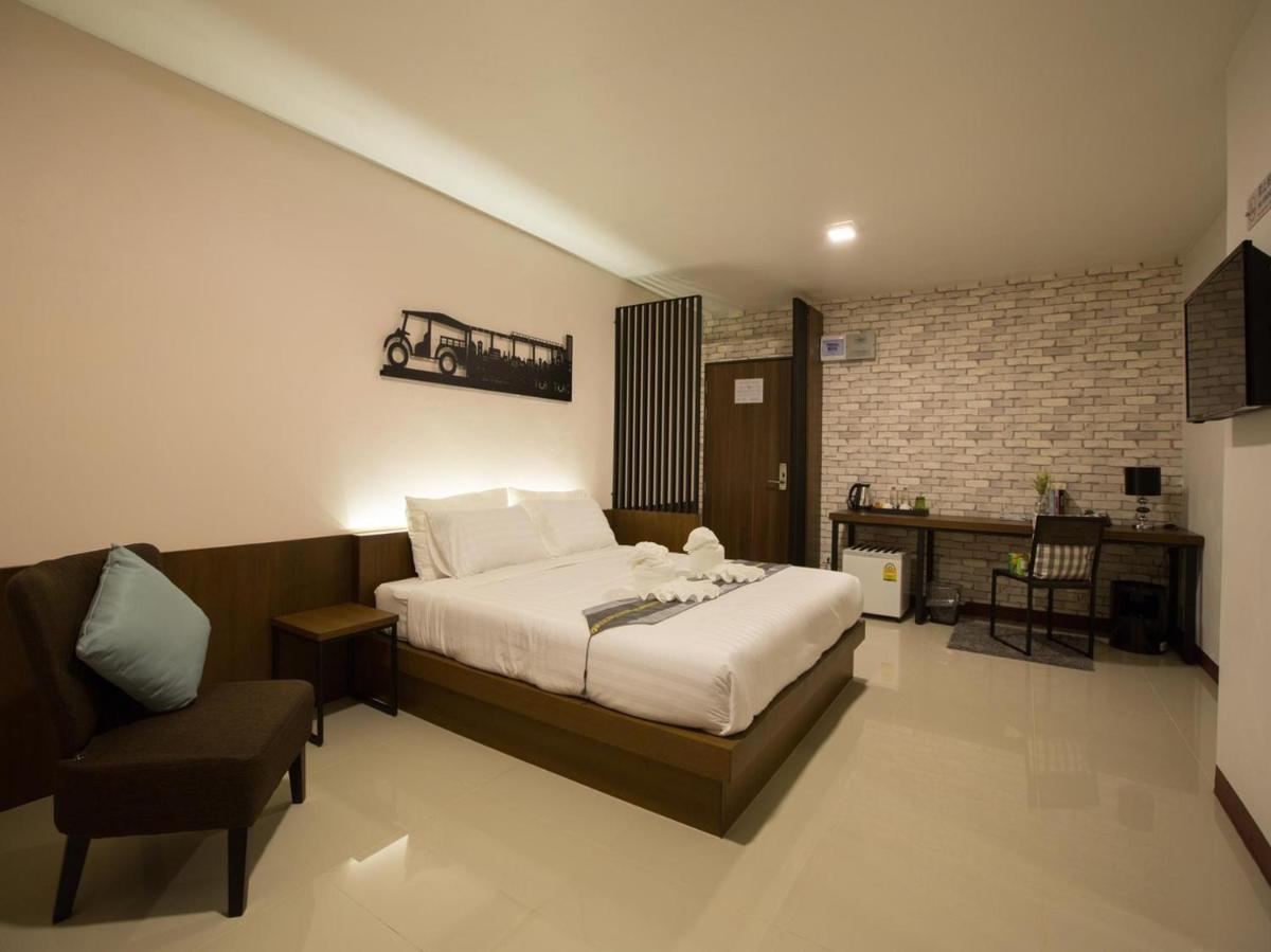 iChapter Hotel Suvarnabhumi - Housity