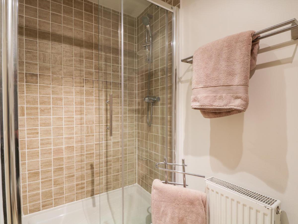 Riverview Apartment - Housity