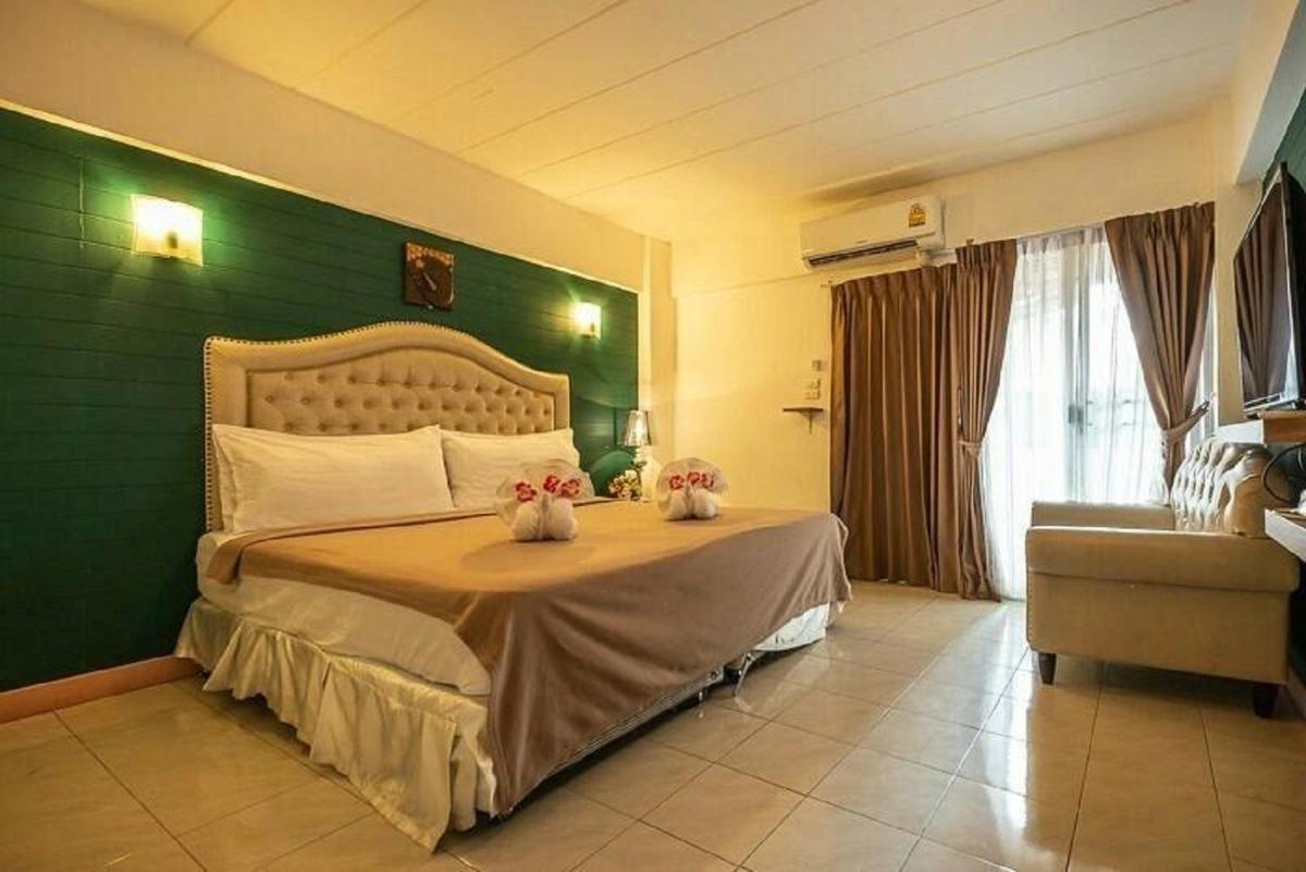 Infinite Hotel - Housity