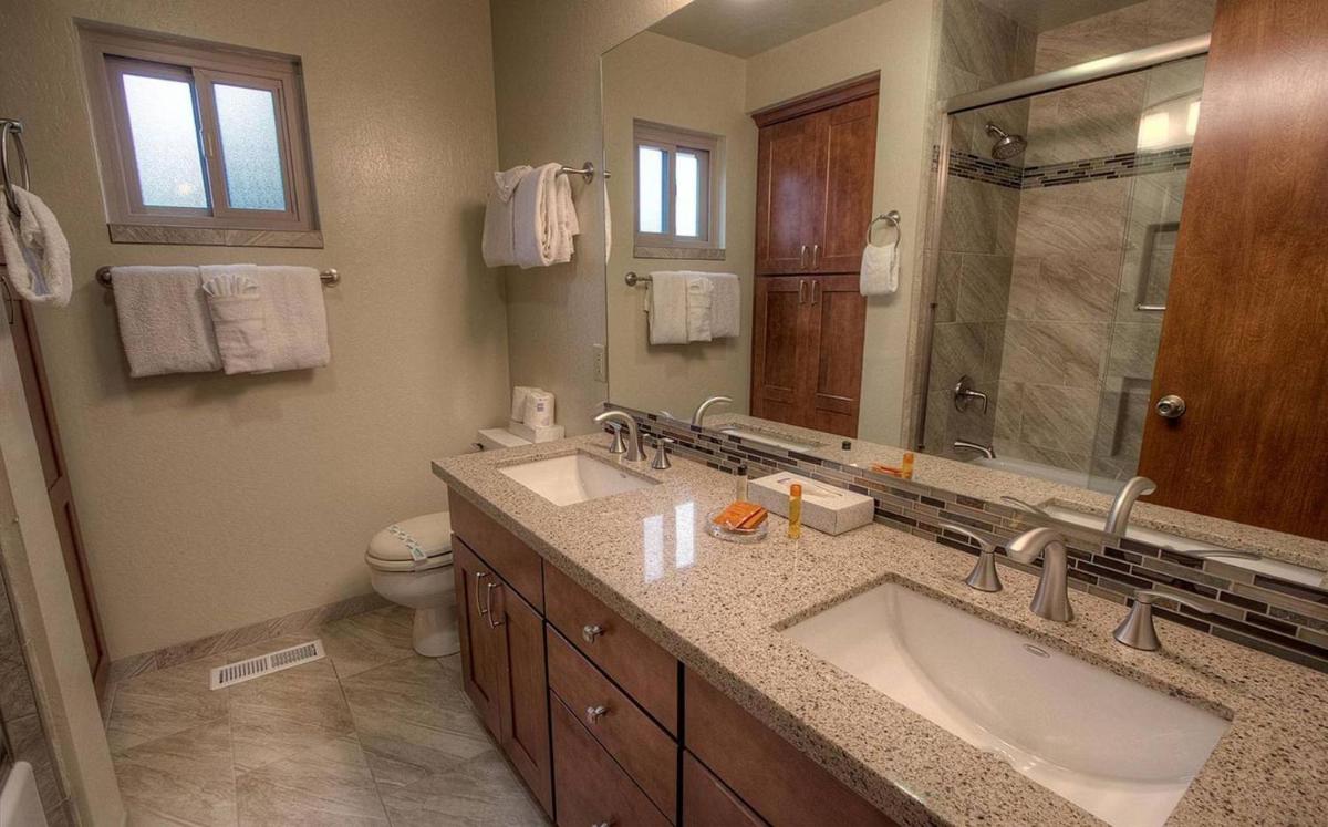 Cave Rock Chalet by Lake Tahoe Accommodations - Housity