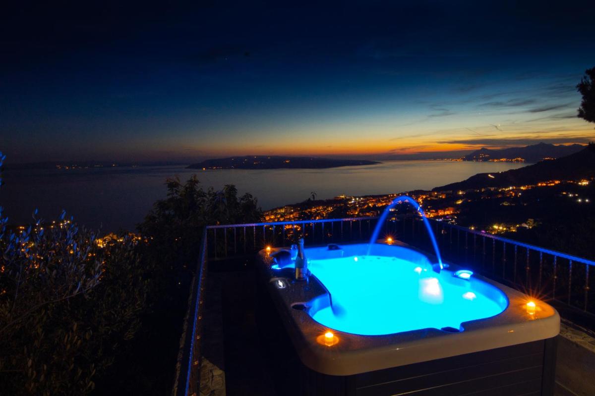 Villa Pelargonia - Housity