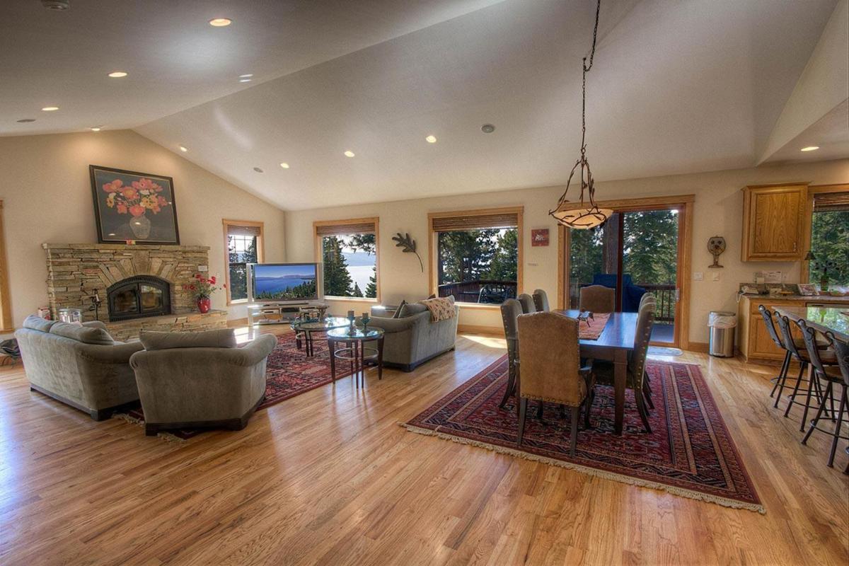 Timber View Lodge by Lake Tahoe Accommodations - Housity