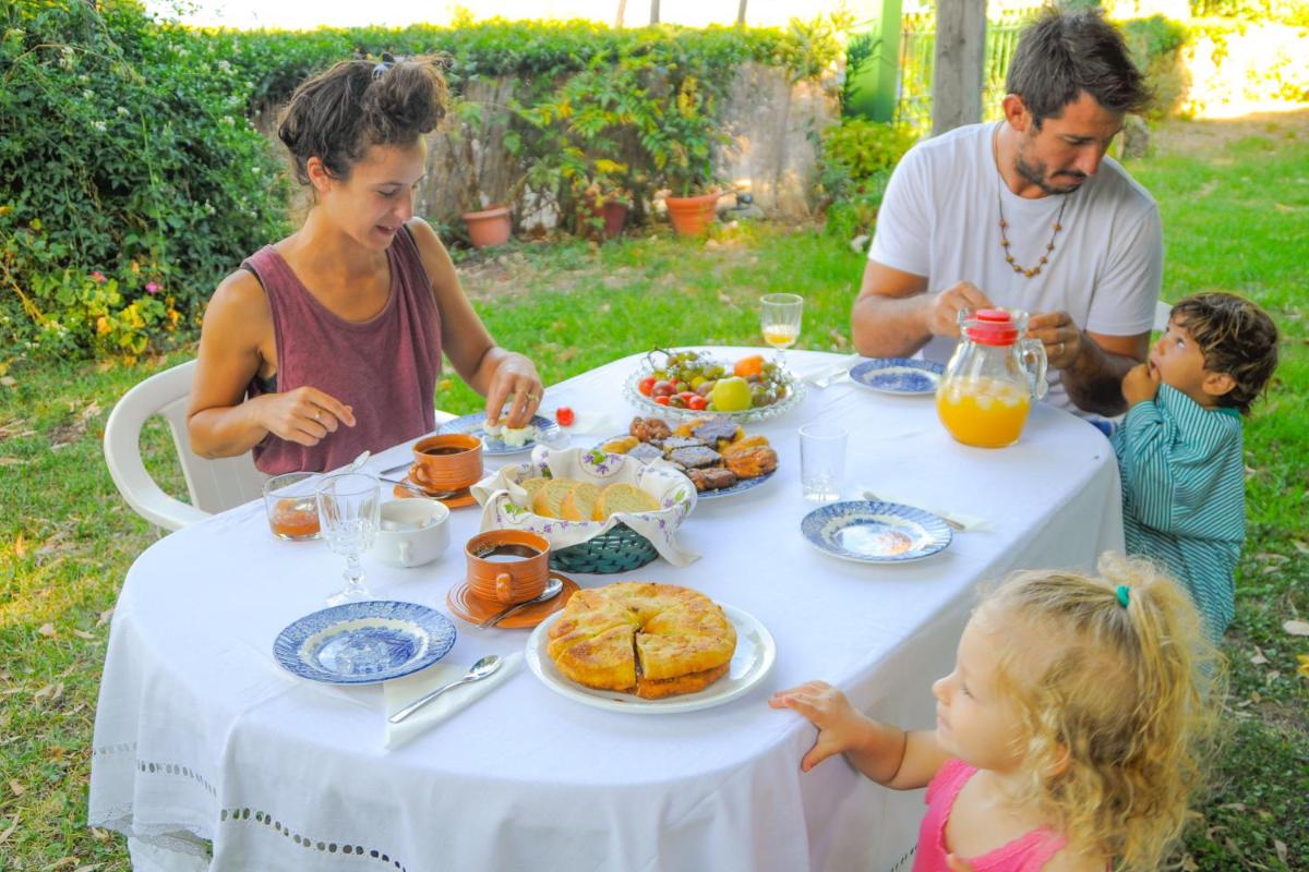 Heracles Guesthouse - Housity