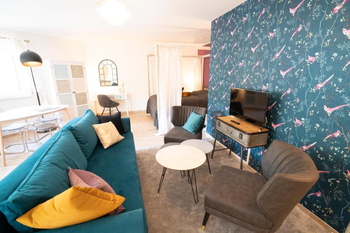 Frühling-Studio - Housity