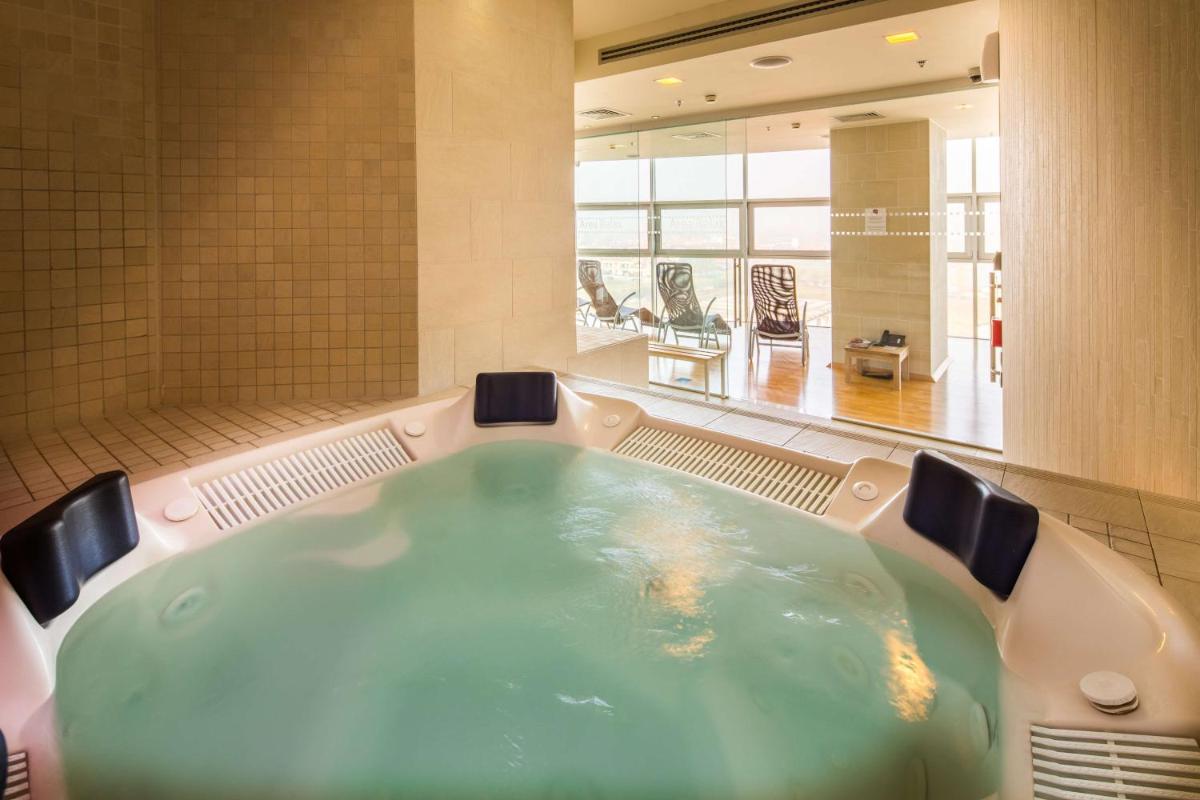 Best Western Premier BHR Treviso Hotel - Housity