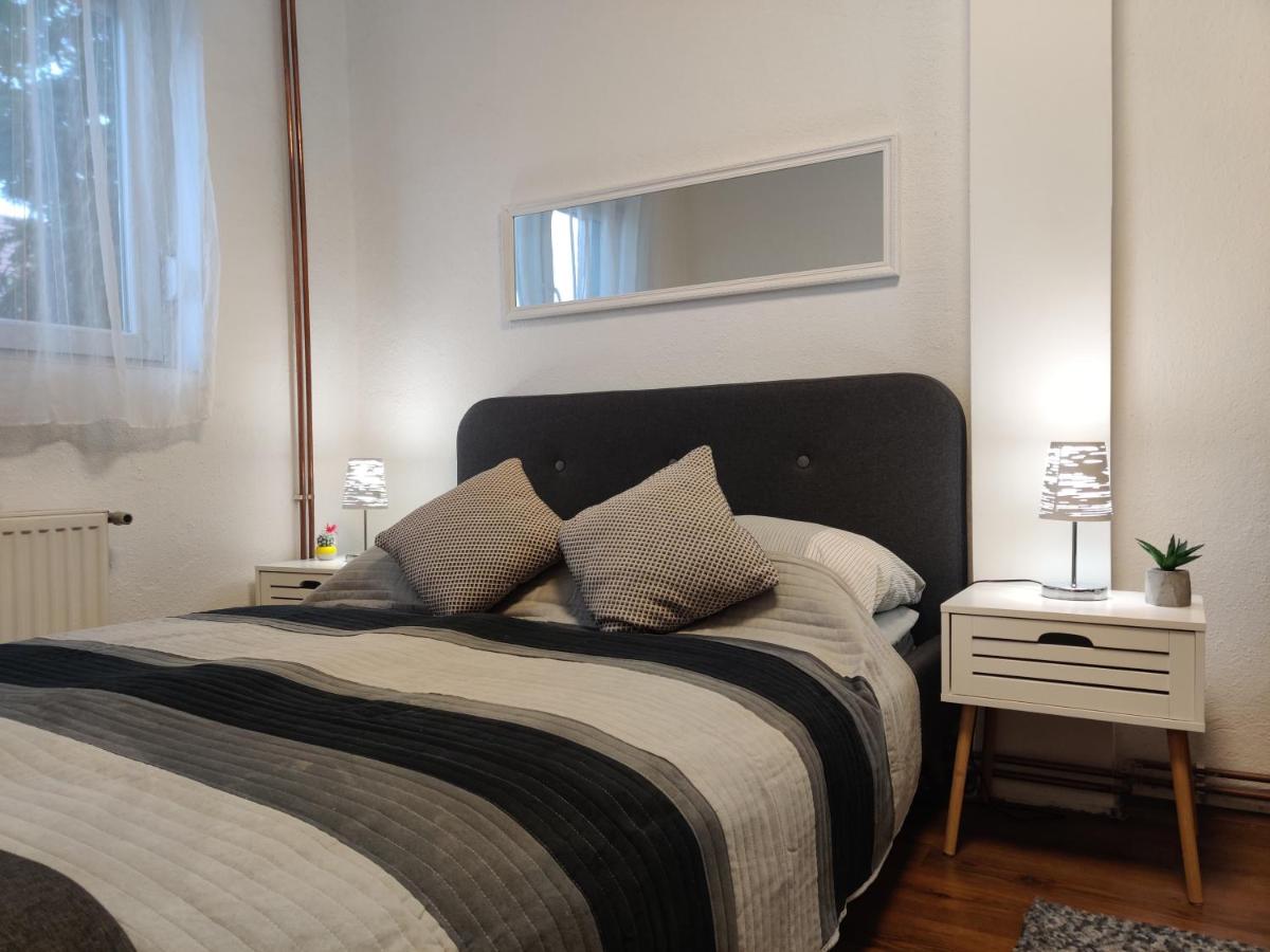 Apartman Dunav - PARKING - Self check in - Hizvo