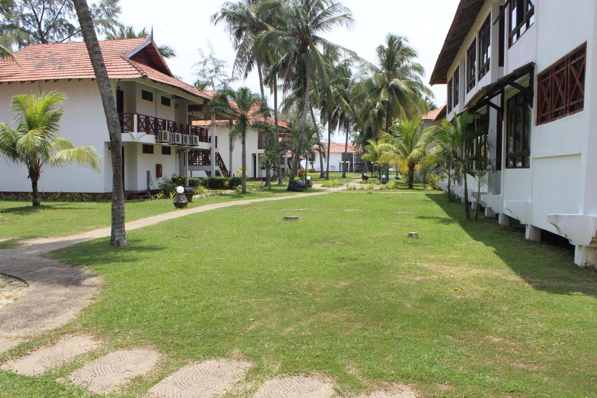 Sutra Beach Resort, Terengganu - Housity