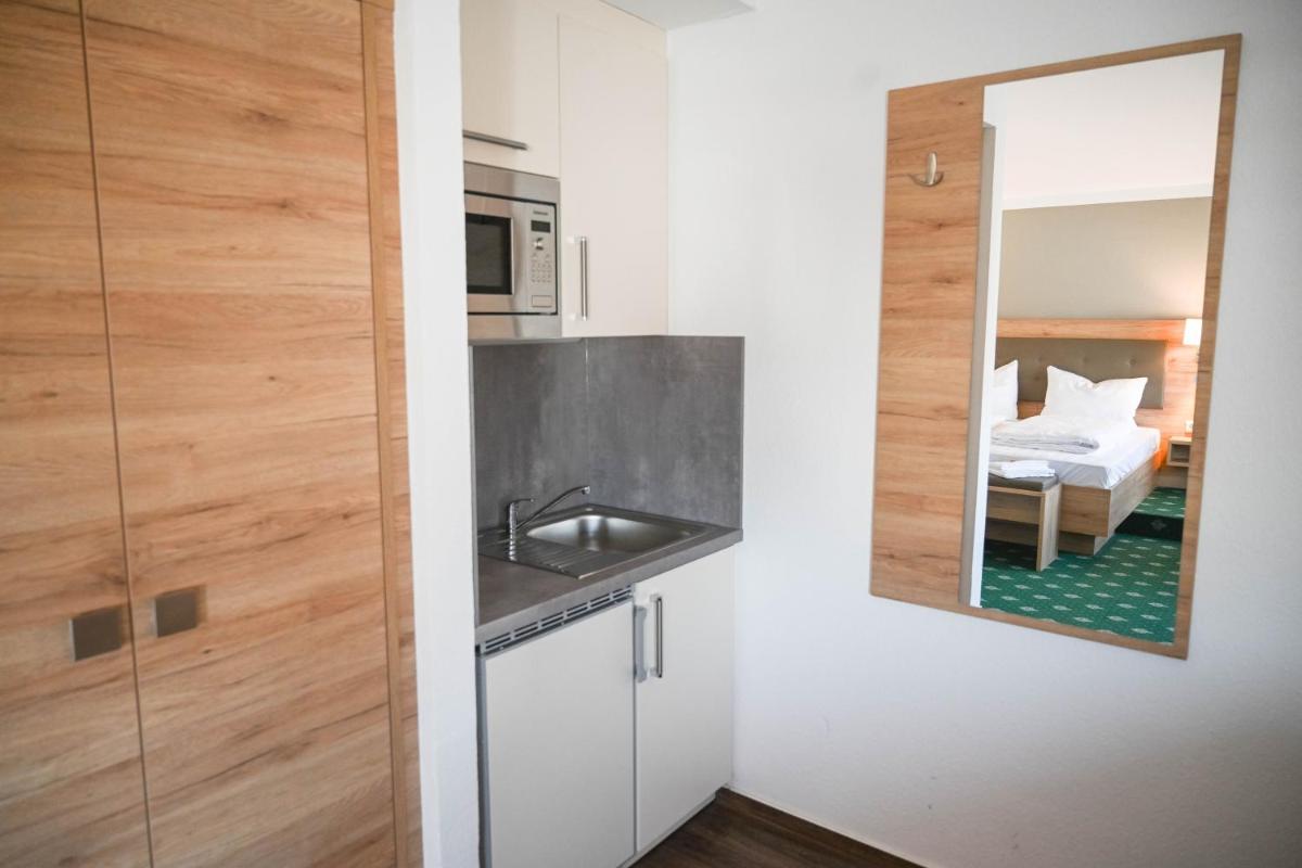 Hotel Novostar - Housity