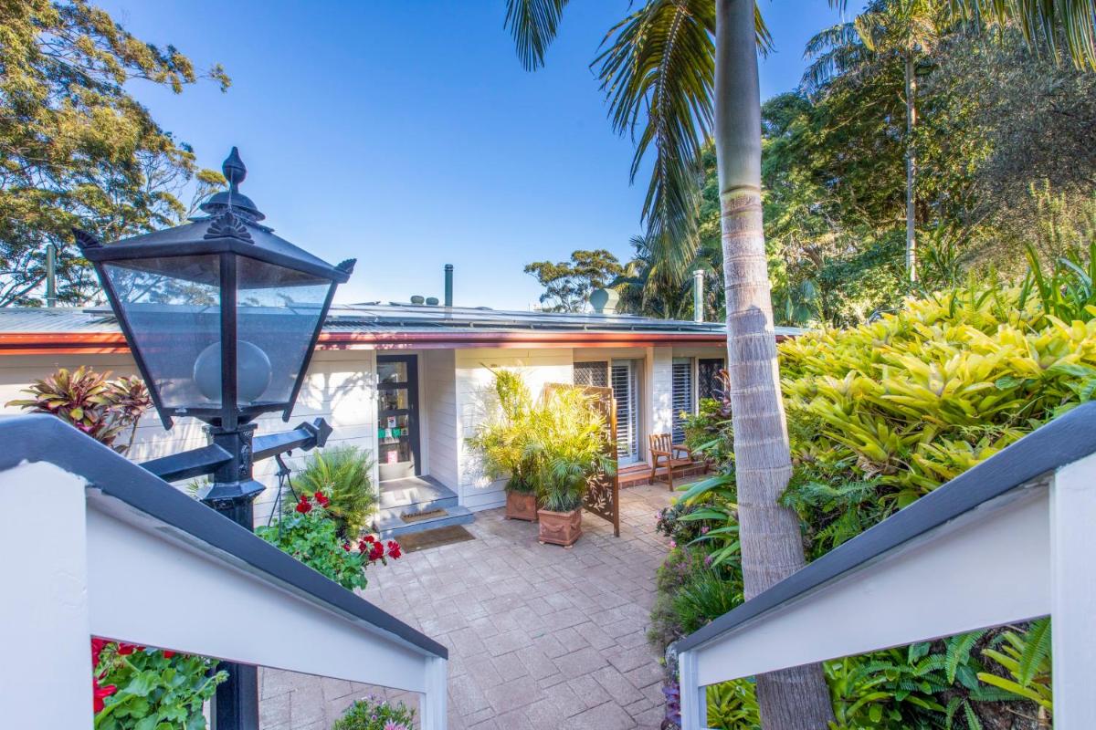 Avocado Sunset Bed & Breakfast - Housity