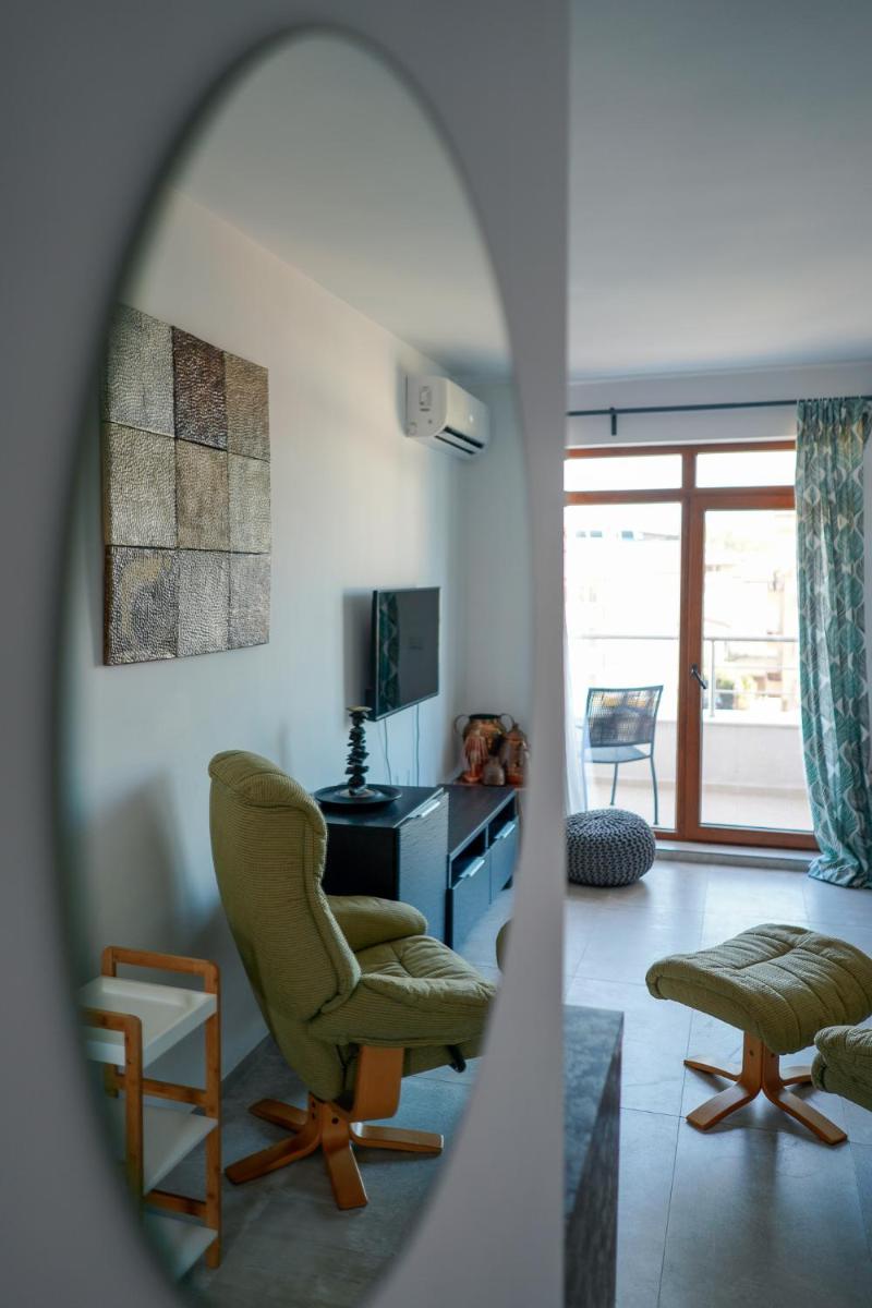 Obzor Tatyana Apartaments Art - Housity