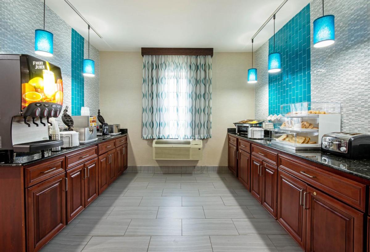 La Quinta by Wyndham New Cumberland - Harrisburg - Housity
