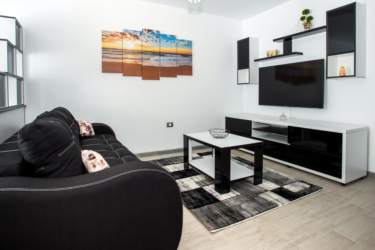 Suitetrails - Apartament Black&White 5
