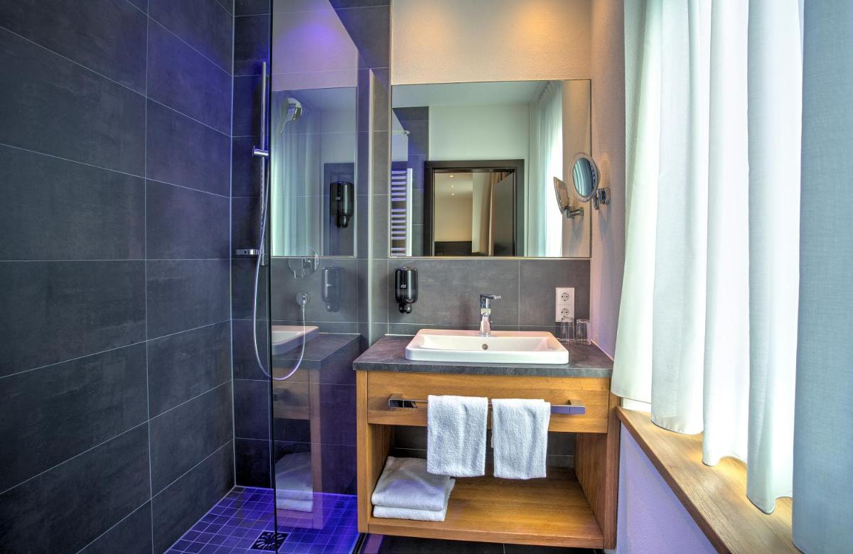 Hotel am Hafen - Housity