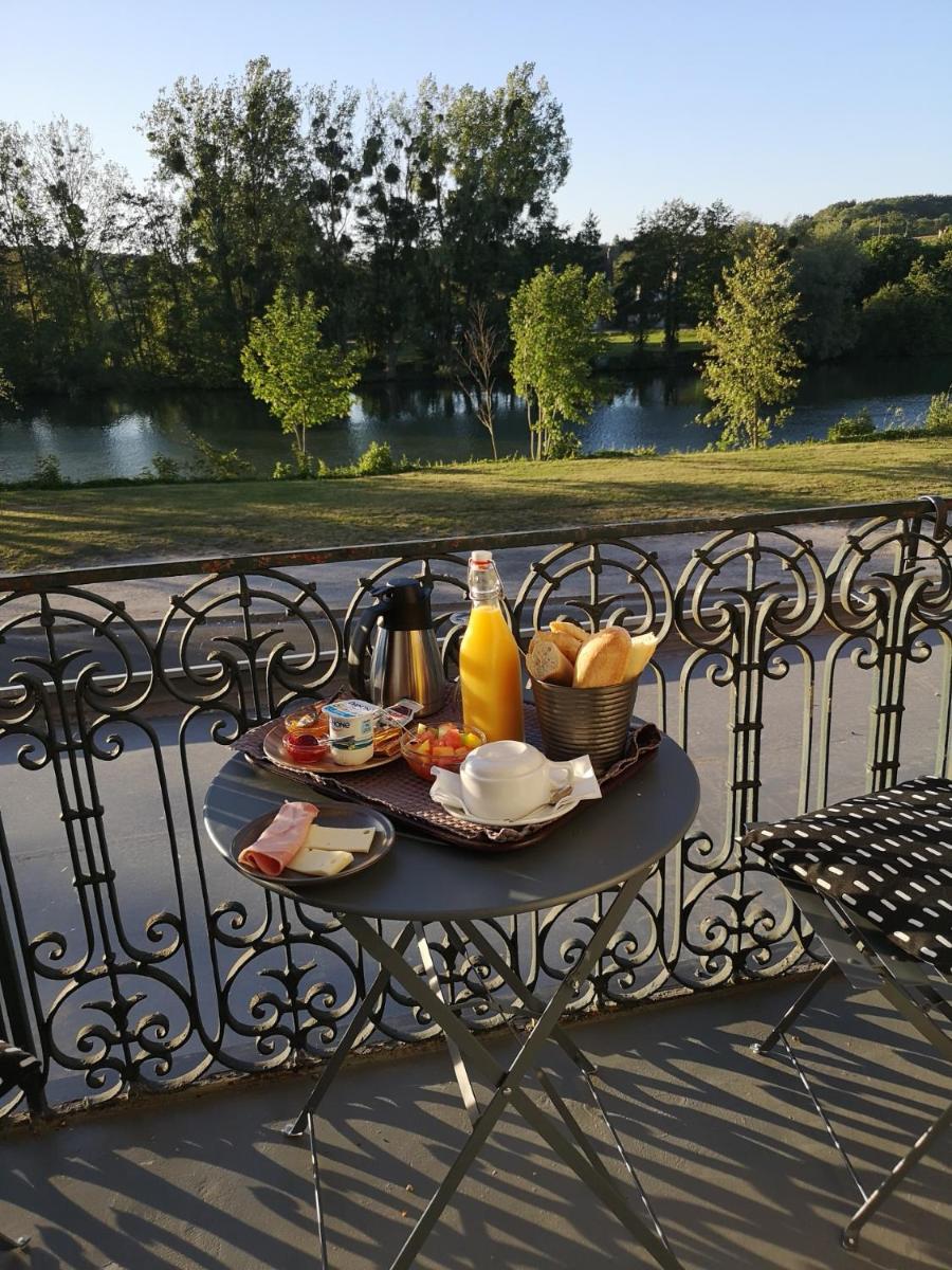 Hotel de L'Oise - Housity