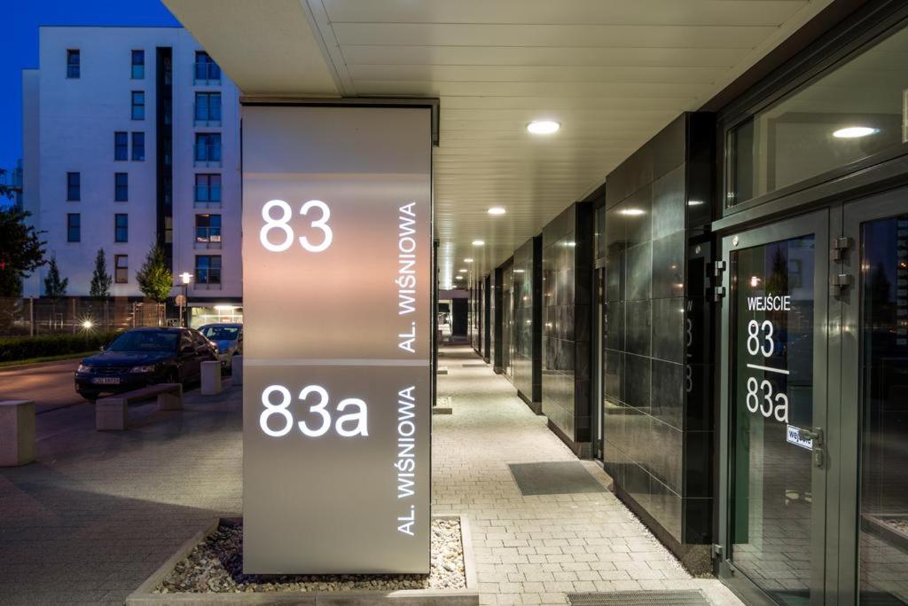 Apartments Wisniowa with private parking place - Housity