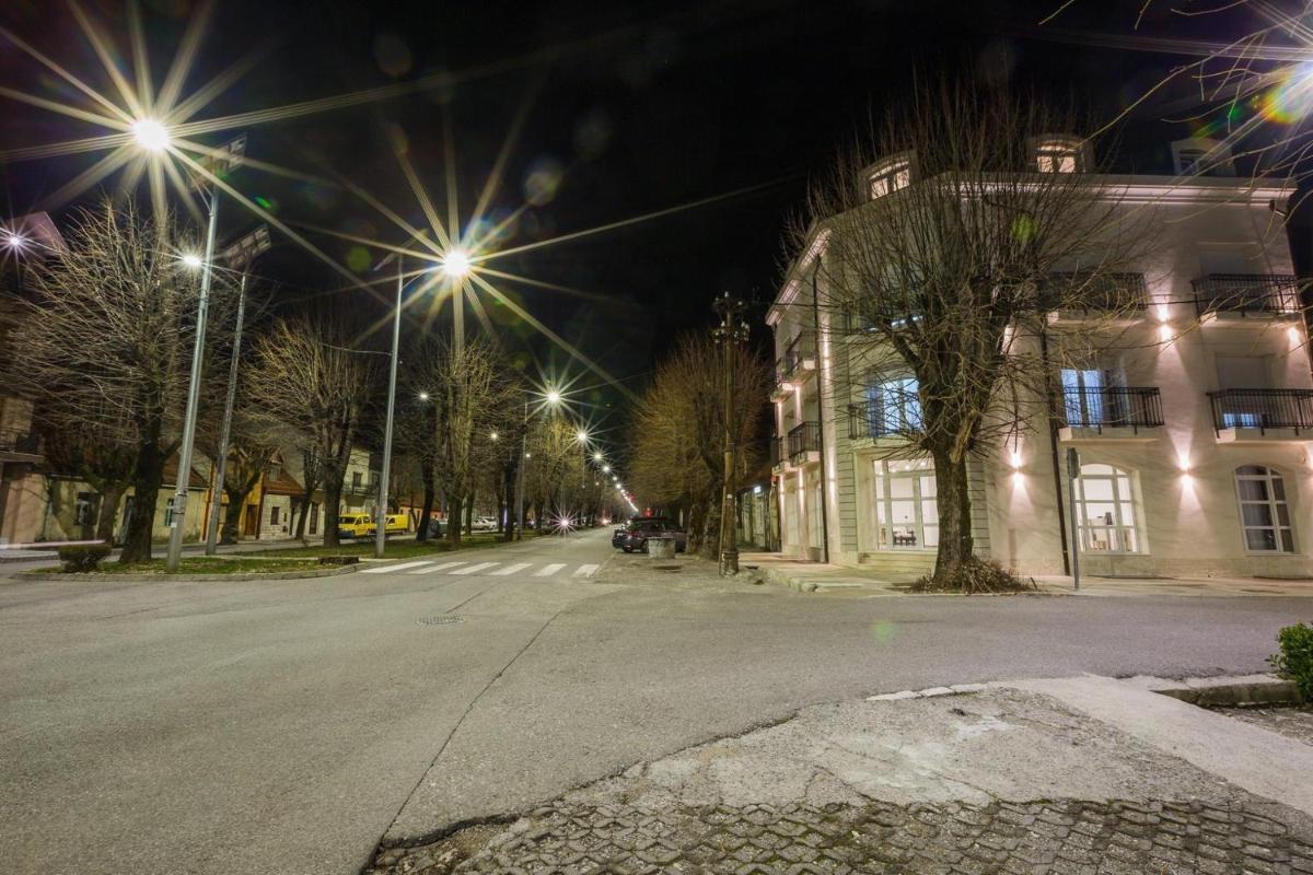 Hotel Dapčević - Housity