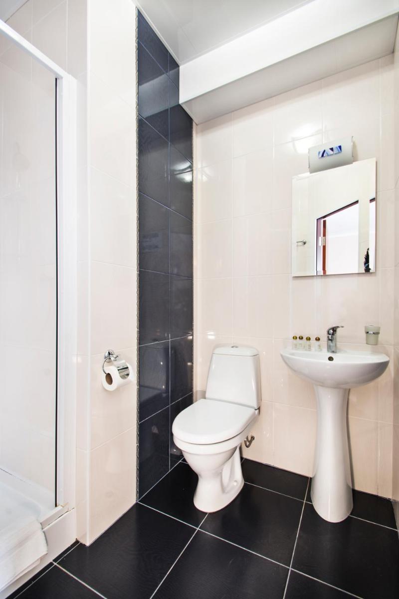 Status Apartments - Housity