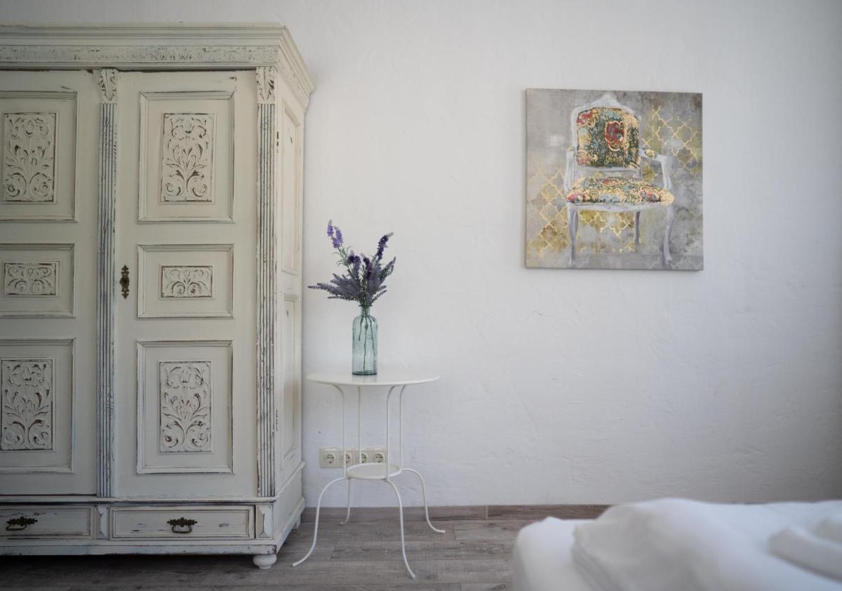 Pajta Apartman és Vendégház - Housity