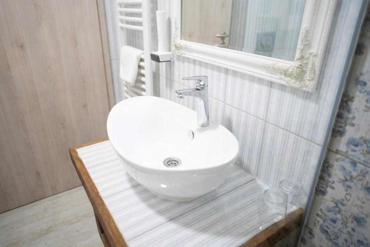 Pajta Apartman és Vendégház - Housity