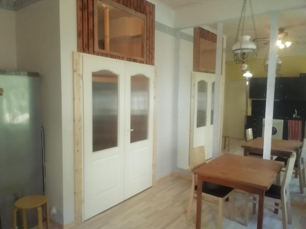 Suitetrails - Private Apartment in Tallin/Stroomi