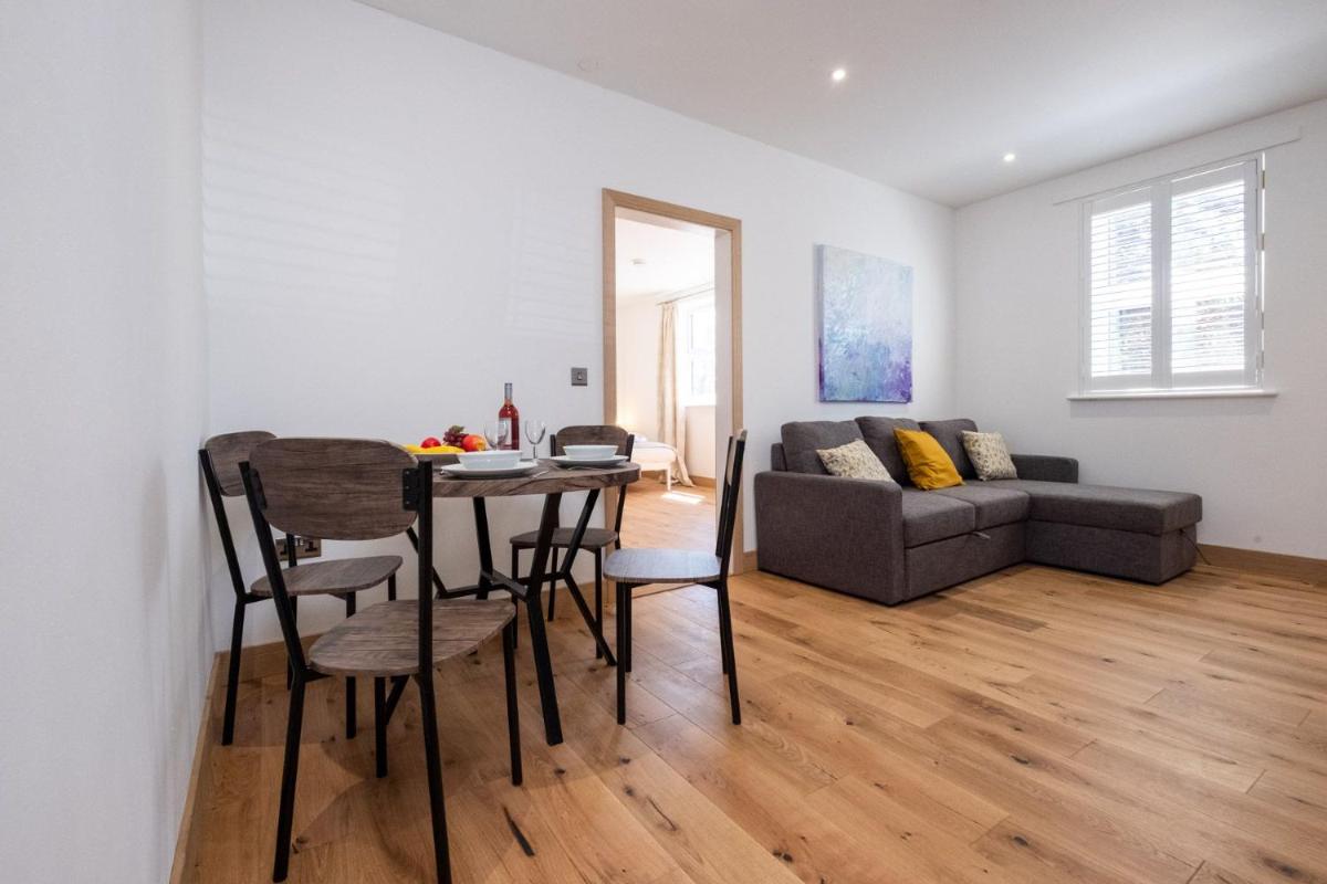 Three Tuns Apartments - Hazel - Aldeburgh Coastal Cottages - Housity