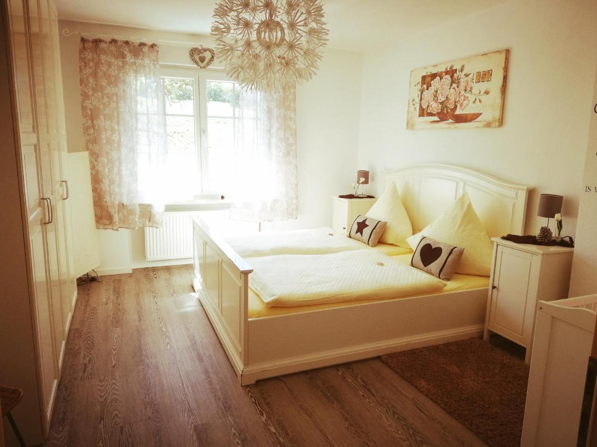 Ferienwohnung auf der Hilkenhöhe - Housity