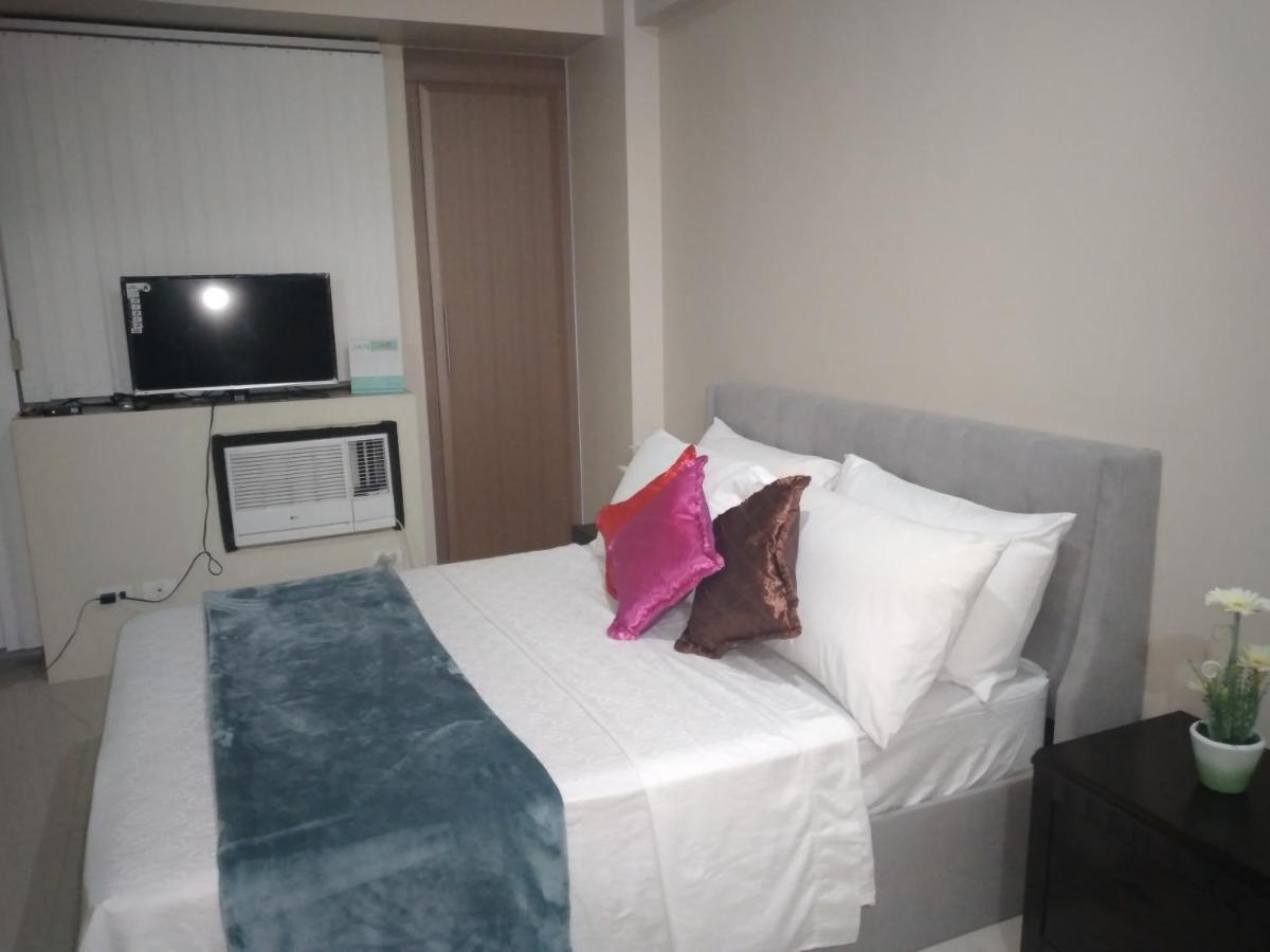 One Palm Tree Villas-Terminal 3 Pasay Manila - Housity