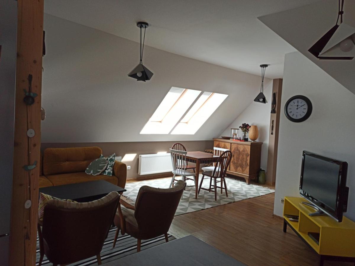 Na Zamkowej Apartament - Housity