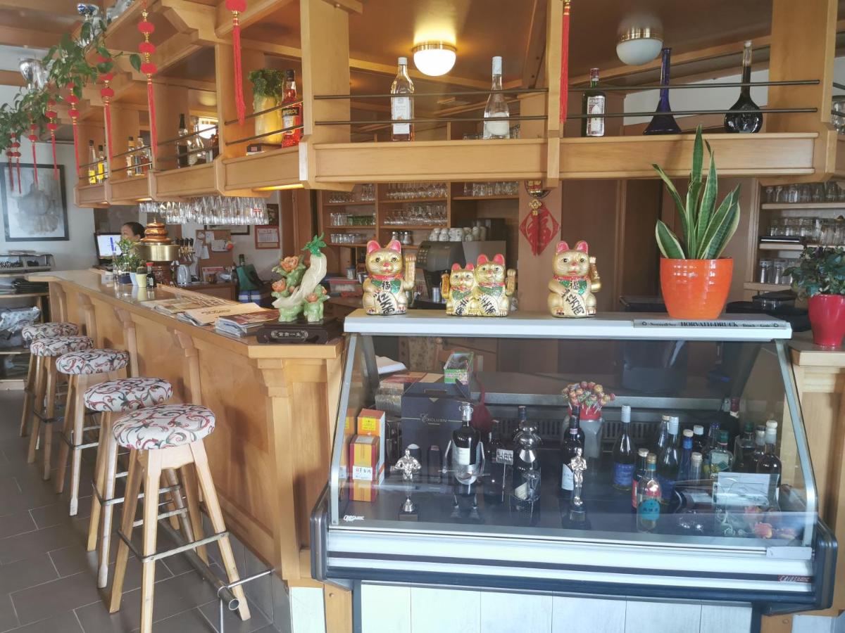 Lei's WOK - Housity