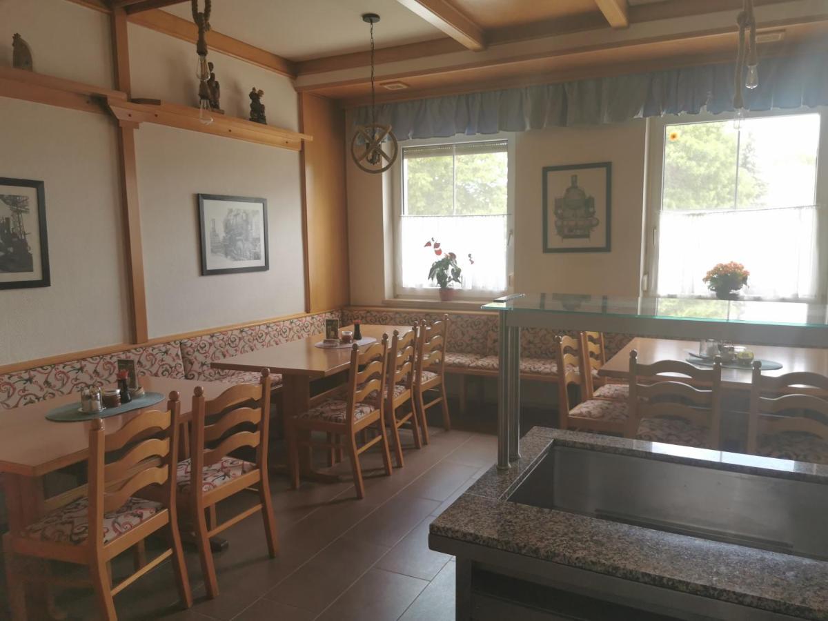 Lei's WOK - Housity