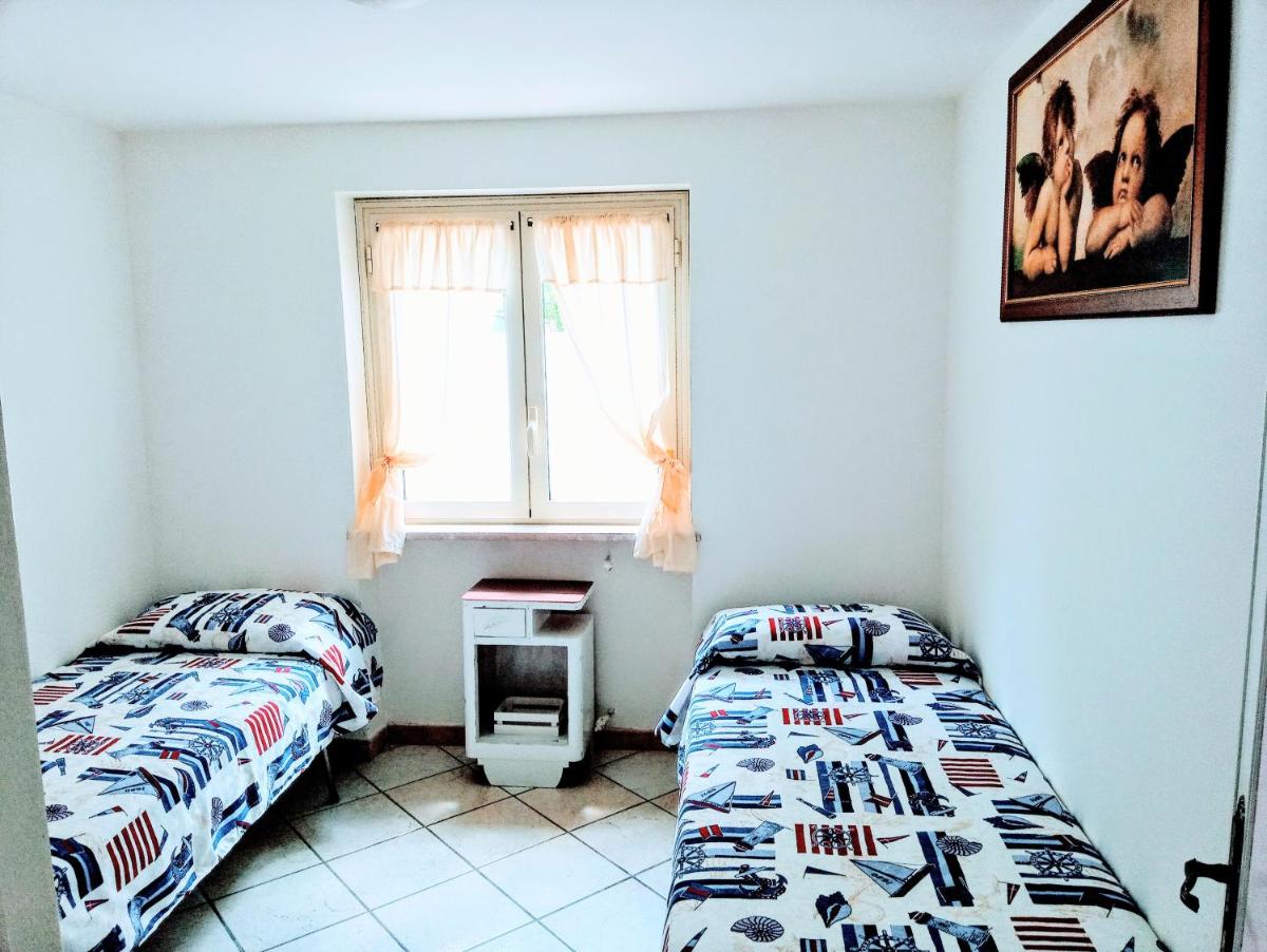 Villino Via Sabaudia 39 - Hizvo