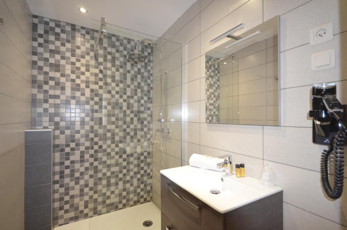 Hôtel Edelweiss - Housity