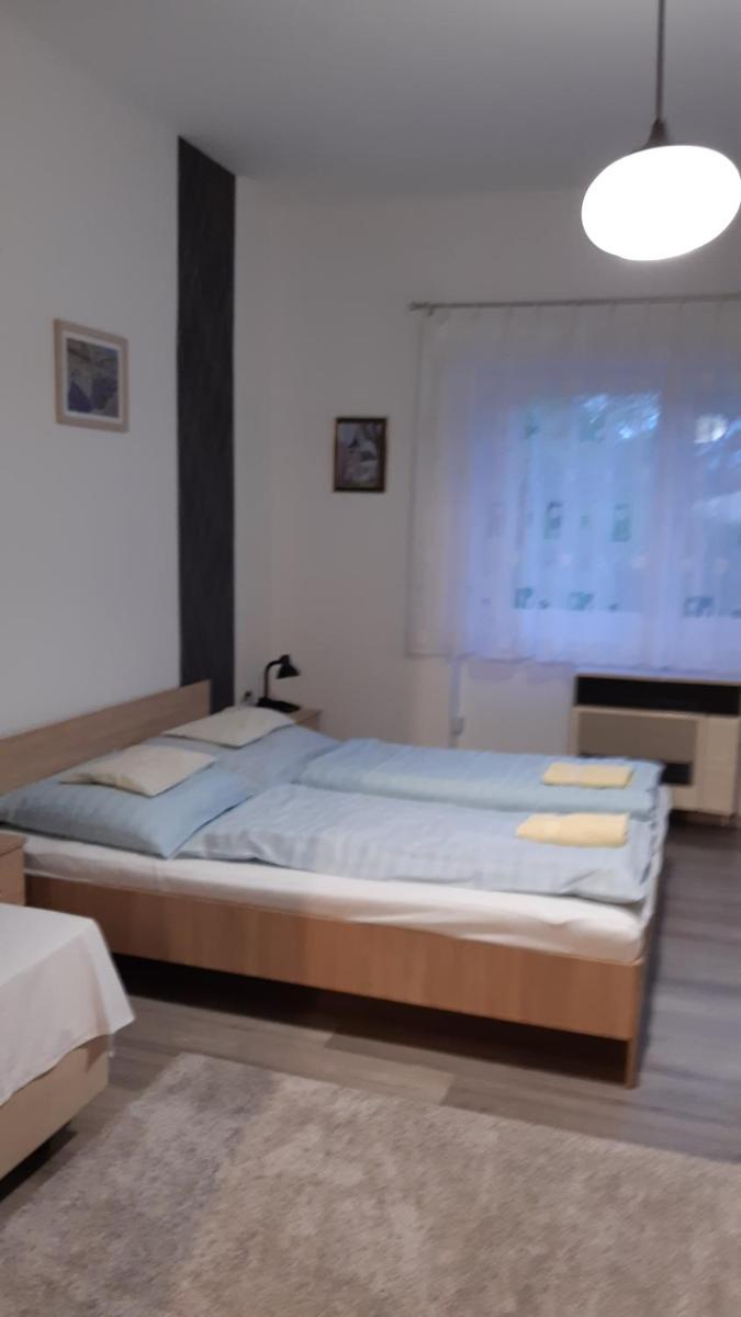 Avar Vendégház - Housity