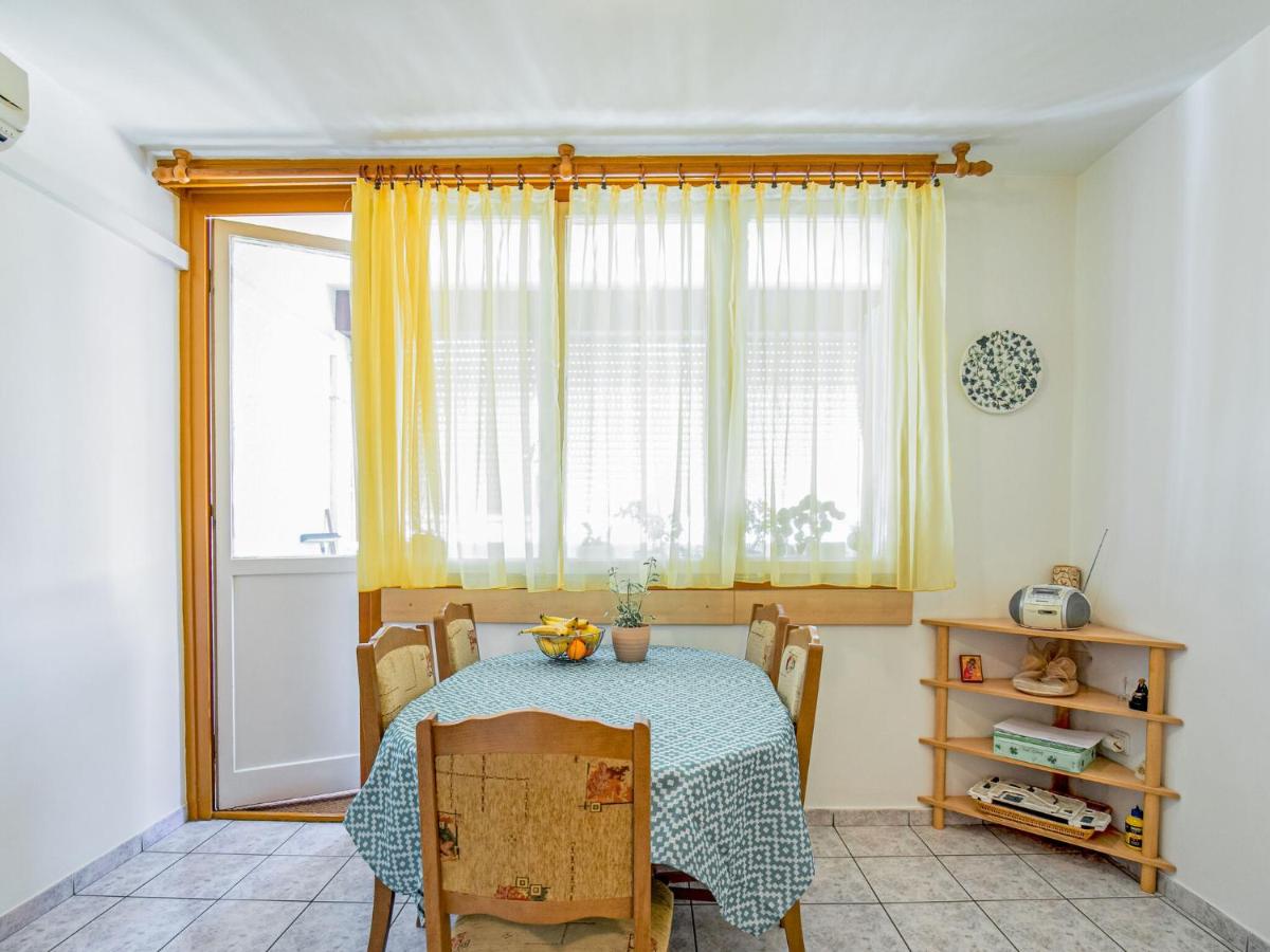 Fabulous  in Zadar near Seabeach and Nightlife - Housity
