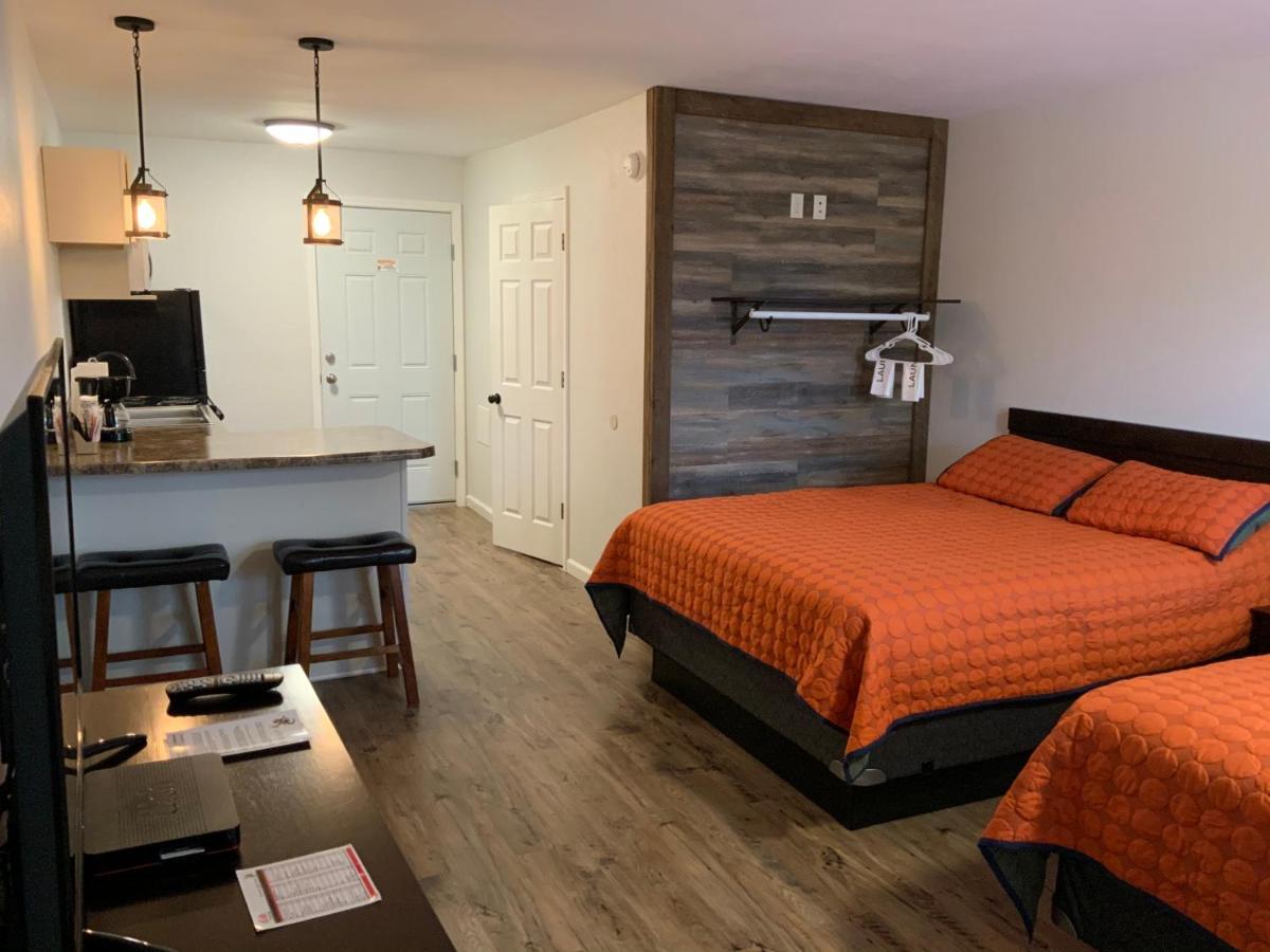 Rockerville Lodge & Cabins - Housity
