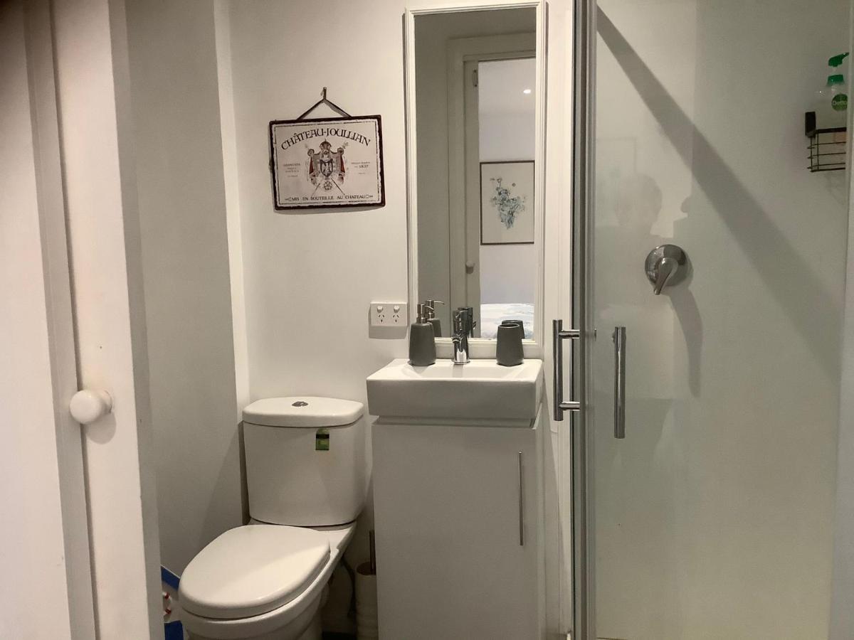 Petite Provence Cottage - Housity