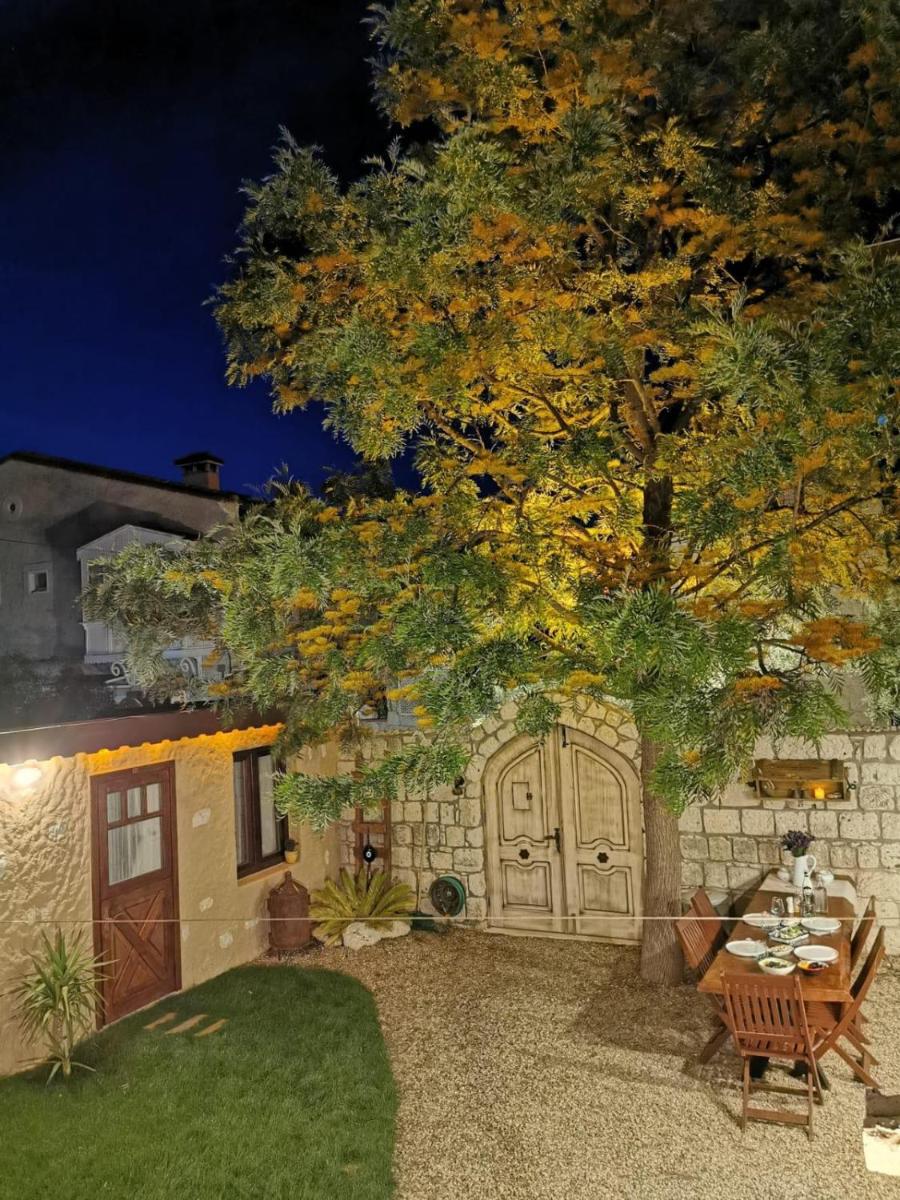 ZEVKLİLER ALAÇATI boutique hotel & fine dining - Housity