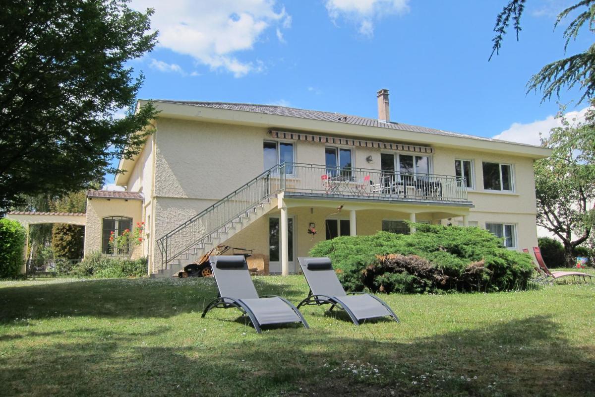 Suitetrails - La Belle Jaune- bed and breakfast