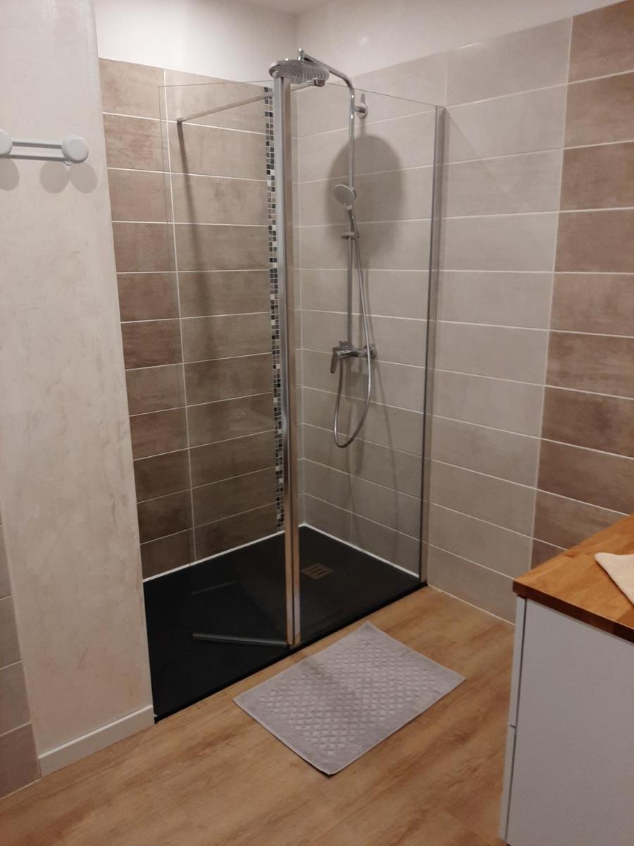 La Villa Claudia Jardin et Spa - Housity