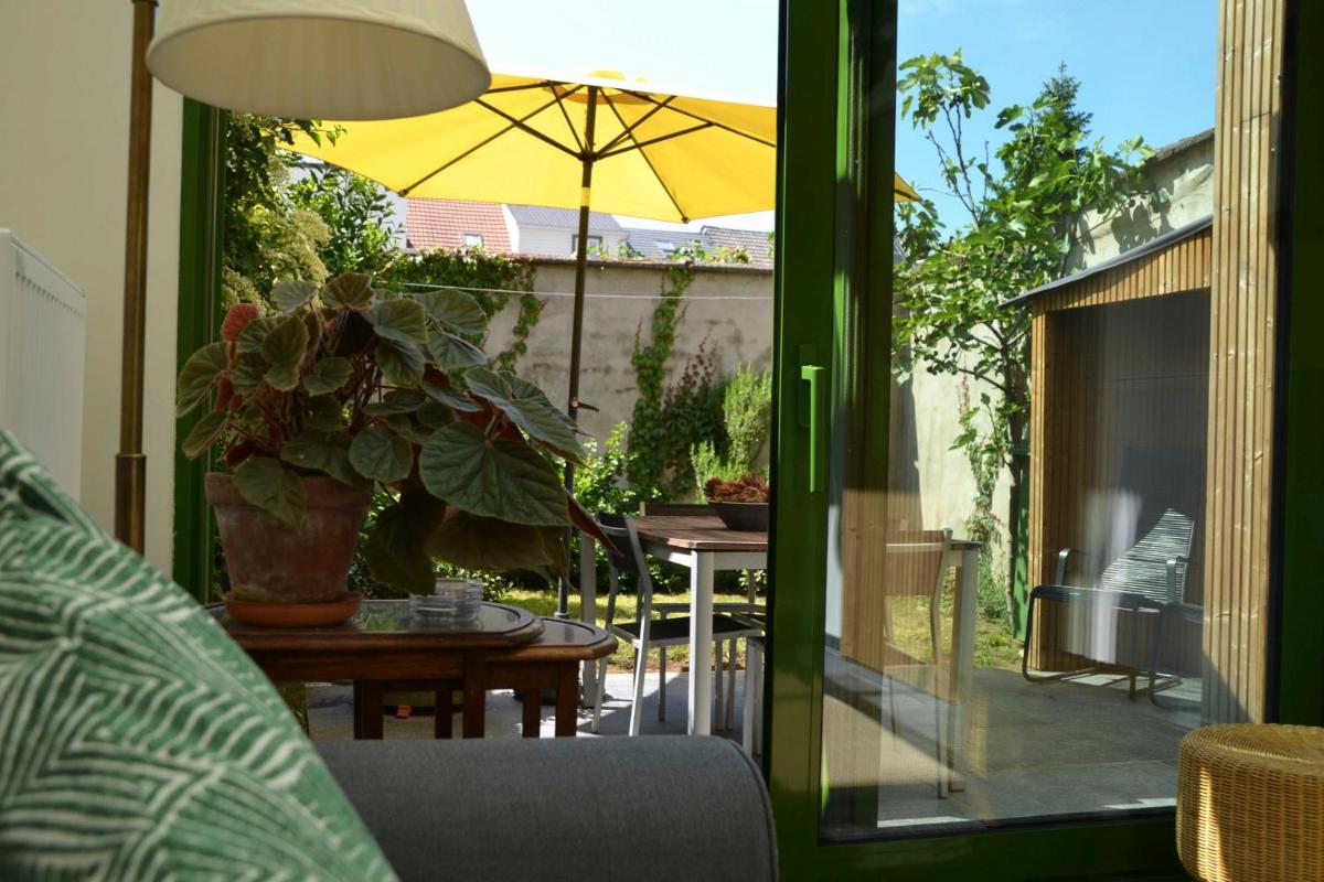 Suitetrails - Quiet apartment in Antwerp near parc - B&B InterMezzo - business & leisure