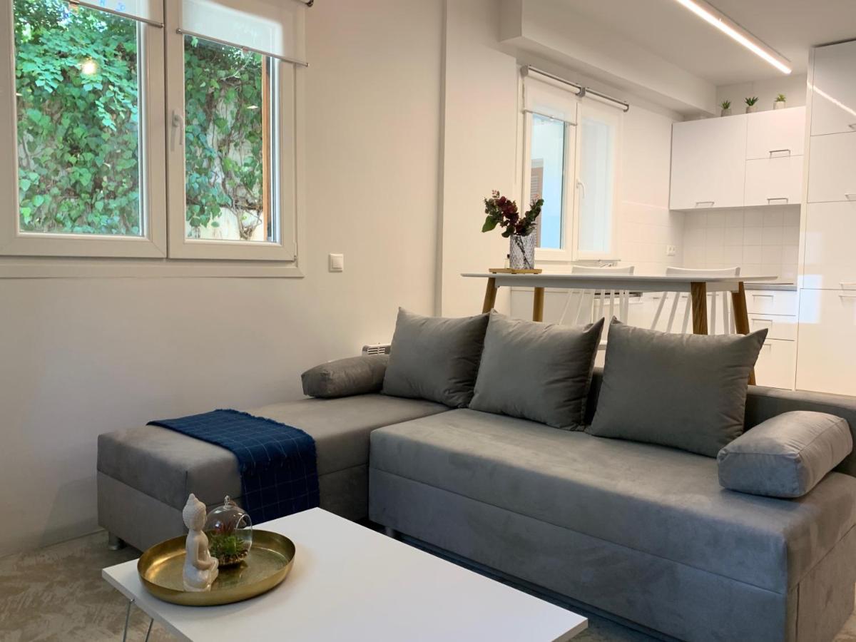 Renovated apartment in Kifissia Center near Metro G25 - Housity