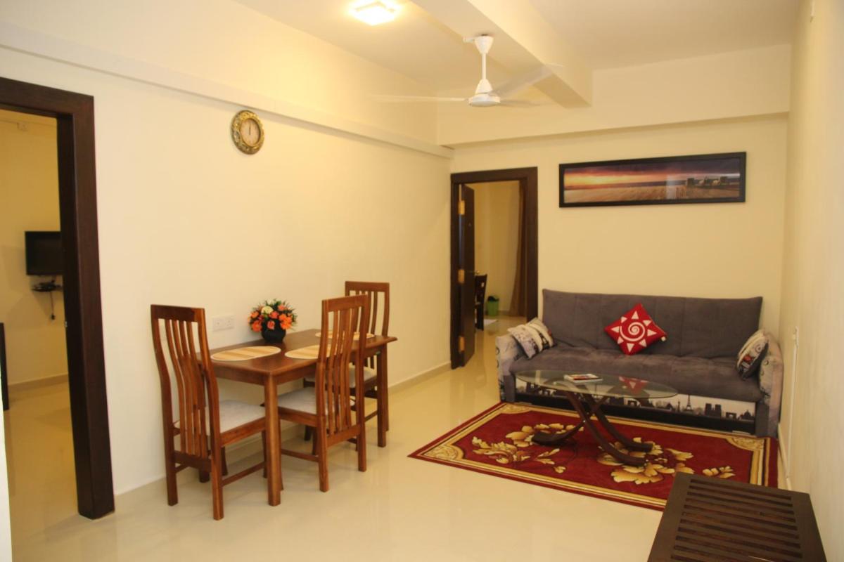 Hotel Nelly Marine - Housity